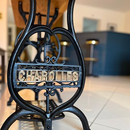 Le Temeraire Hotel シャロル エクステリア 写真